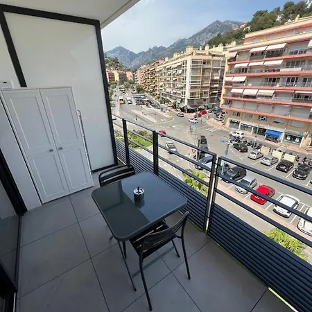 Studio tout équipé centre ville Menton * Menton