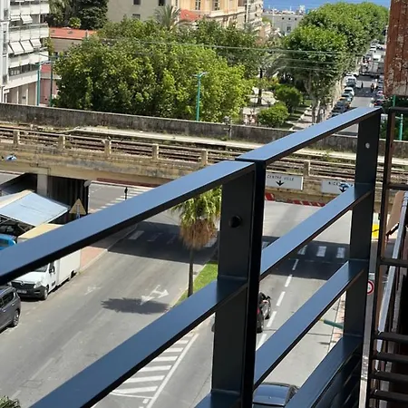 Appartement Avec Parking Gratuit Menton マントン