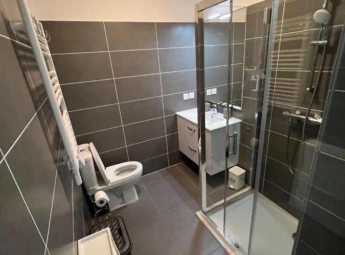 Studio tout équipé centre ville Menton *